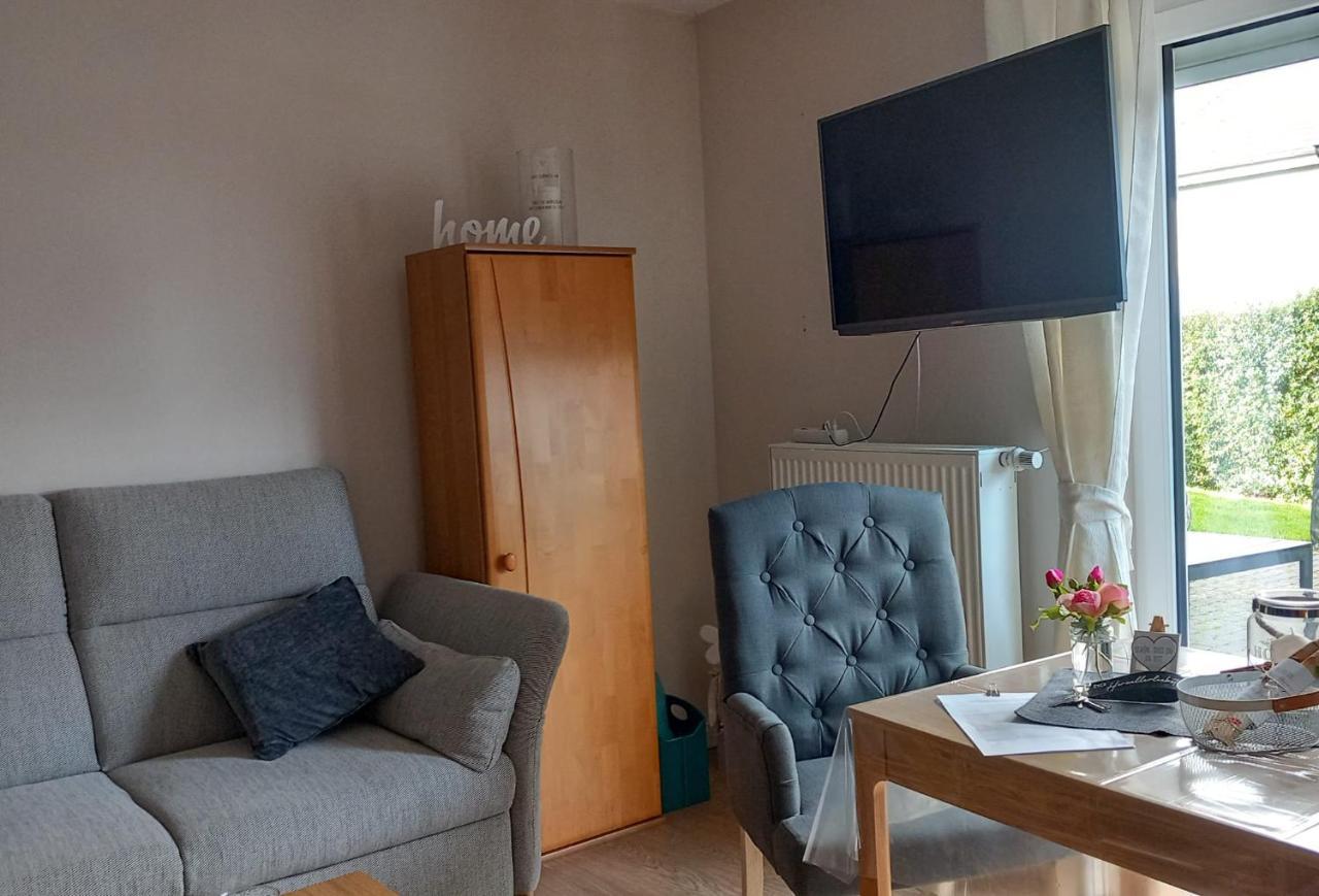 Ferienwohnung Evi'S Herzallerliebst Brilon Bagian luar foto
